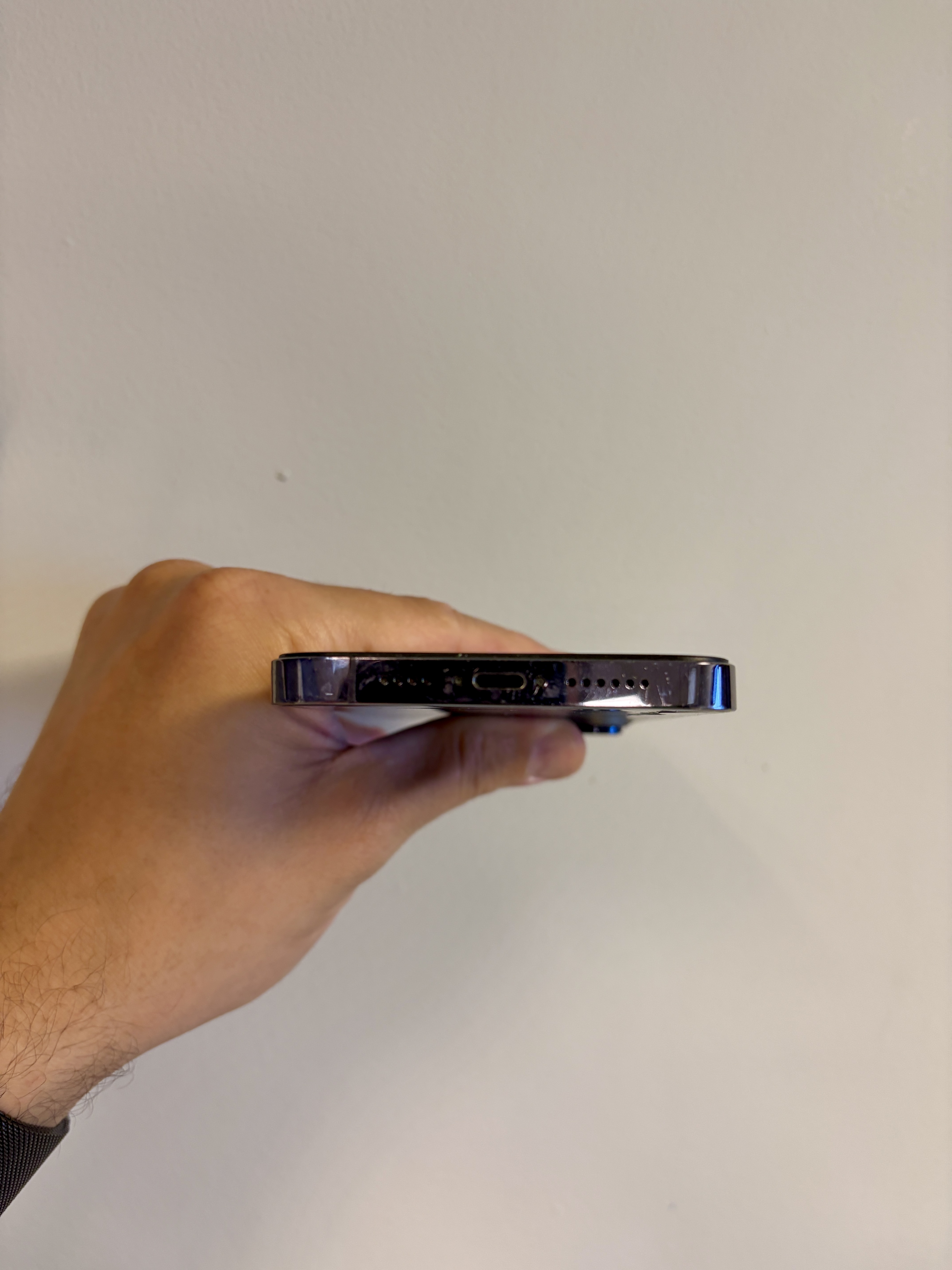 The Apple iPhone 14 Pro Max Purple 256GB 89pc Batt Health Cracked Screen eSIM Conver - Product View 8 available from Rouge Technologies