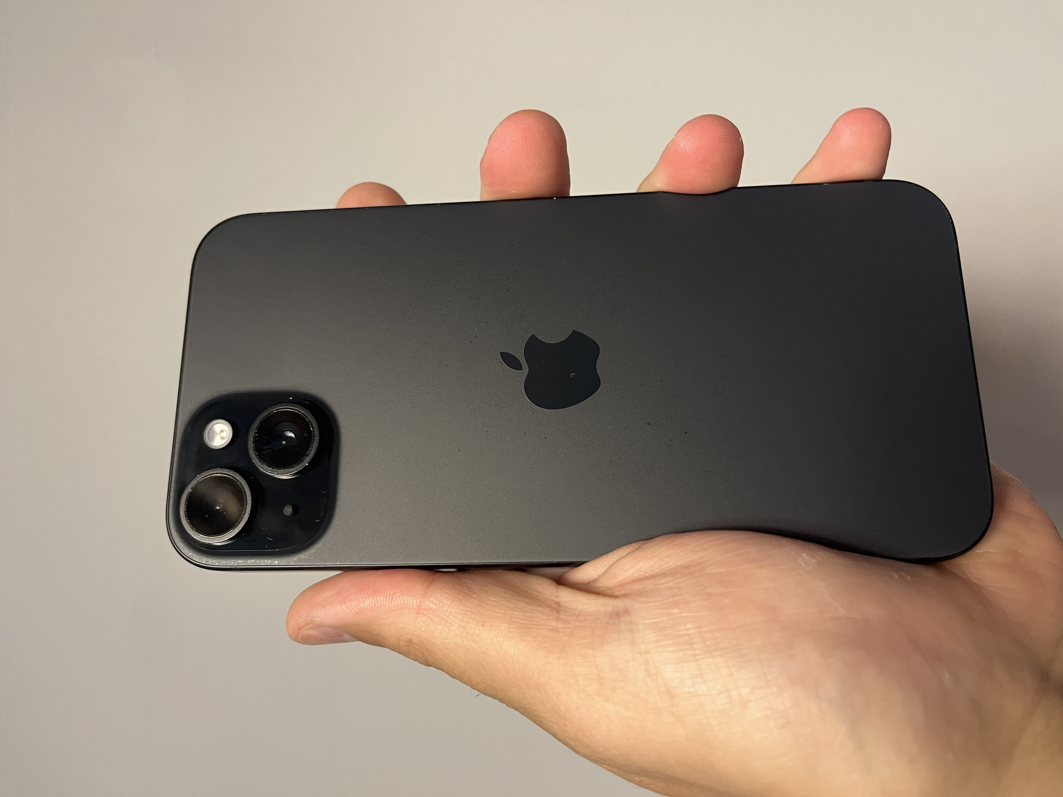 The Apple iPhone 15 Plus 128GB Black 86pc Battery Health Fully Working Unlocked - Product View 4 available from Rouge Technologies