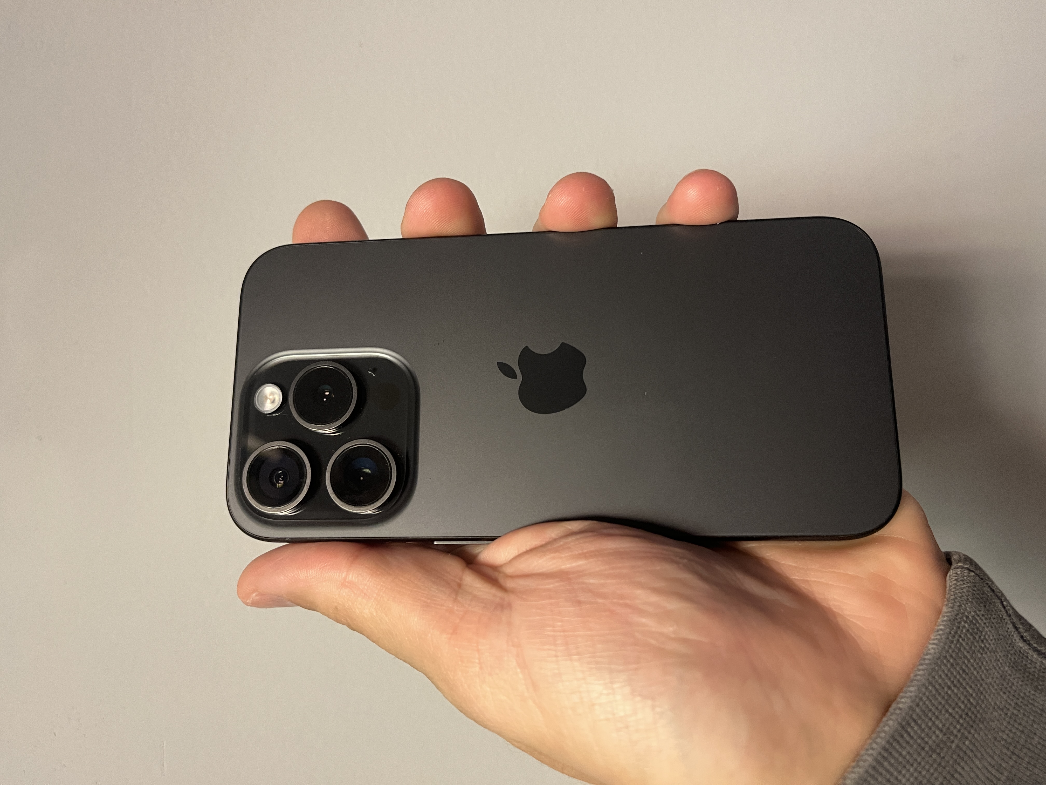 The Apple iPhone 15 Pro 256GB Black Titanium Fully Working 99 Percent Battery Health - Product View 5 available from Rouge Technologies