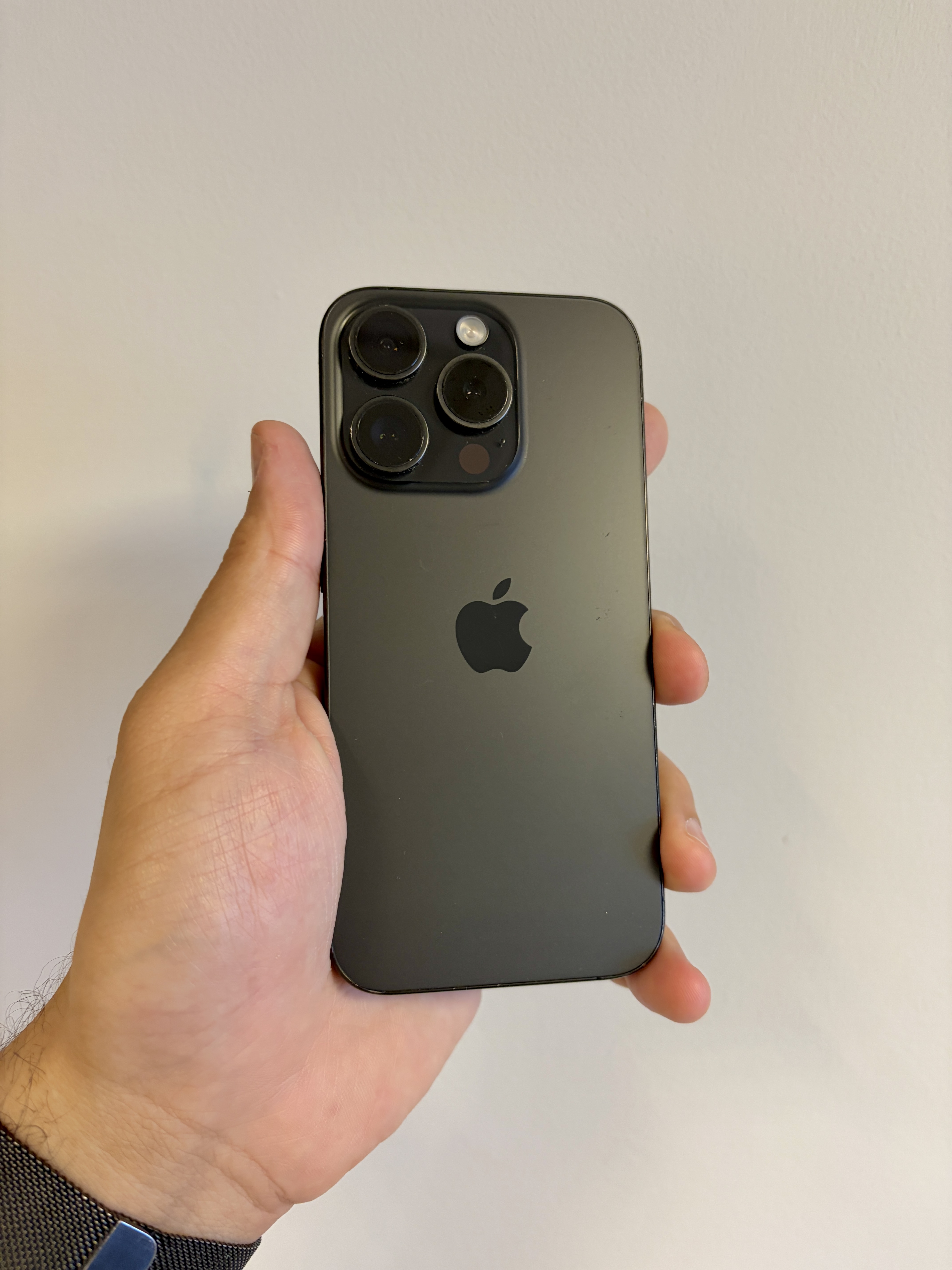 The Apple iPhone 15 Pro Black Titanium 256GB 85 Percent Battery Health Fully Working - Product View 5 available from Rouge Technologies