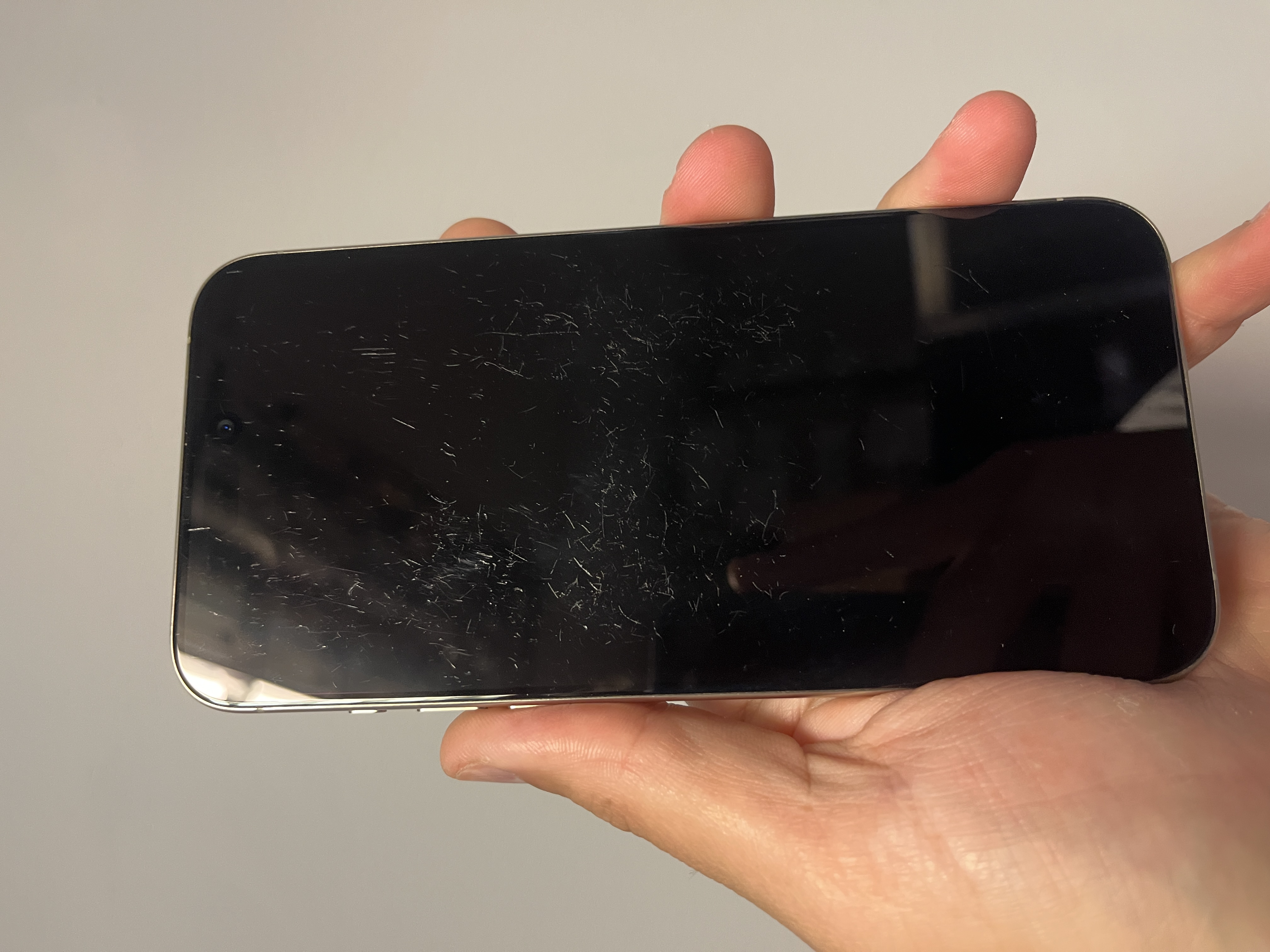 The Apple iPhone 15 Pro Max 256GB Natural Titanium 86pc Battery Health Unlocked - Product View 4 available from Rouge Technologies