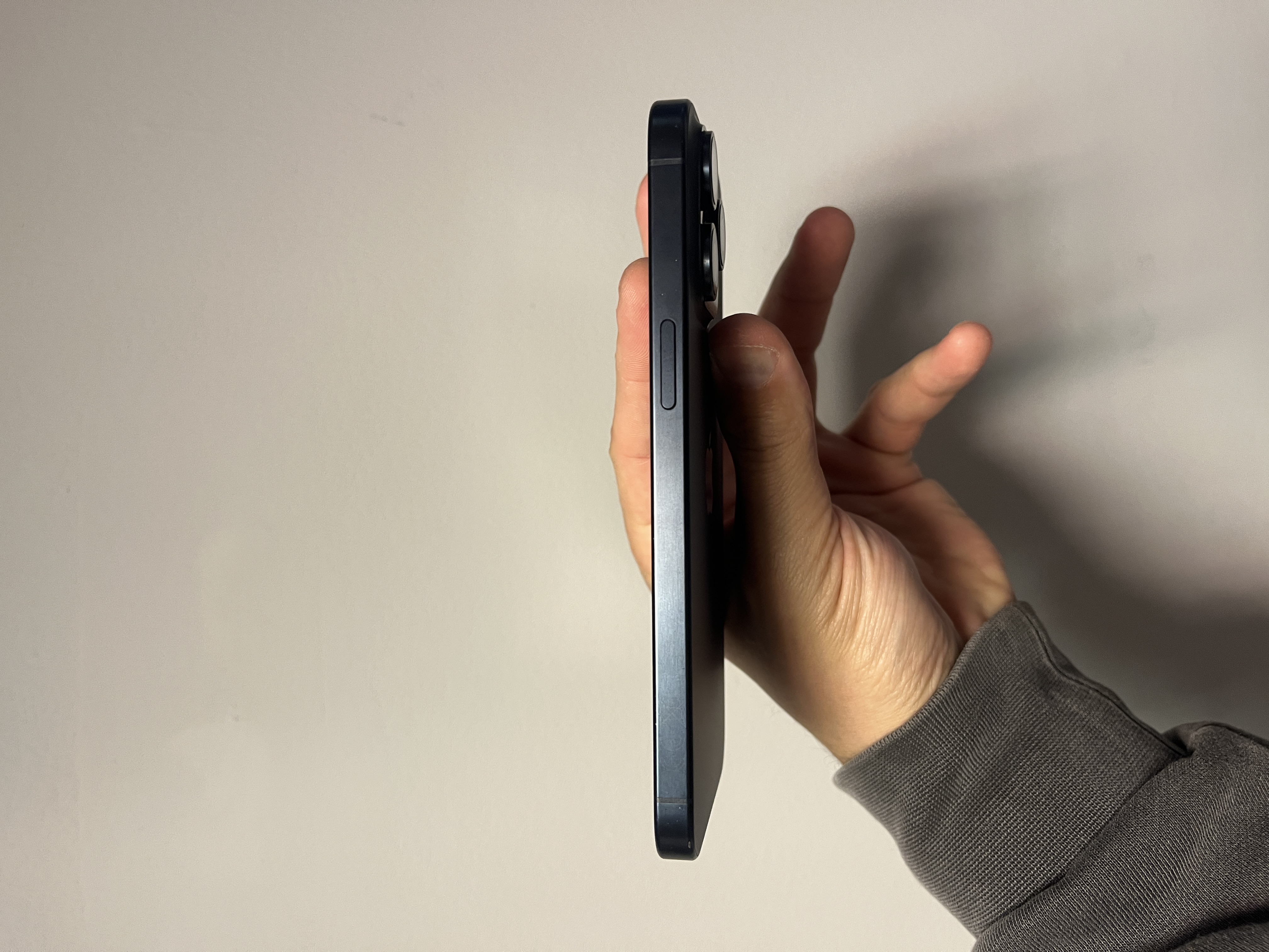 The Apple iPhone 15 Pro Max 256GB Titanium Blue 86 Percent Battery Fully Working - Product View 9 available from Rouge Technologies