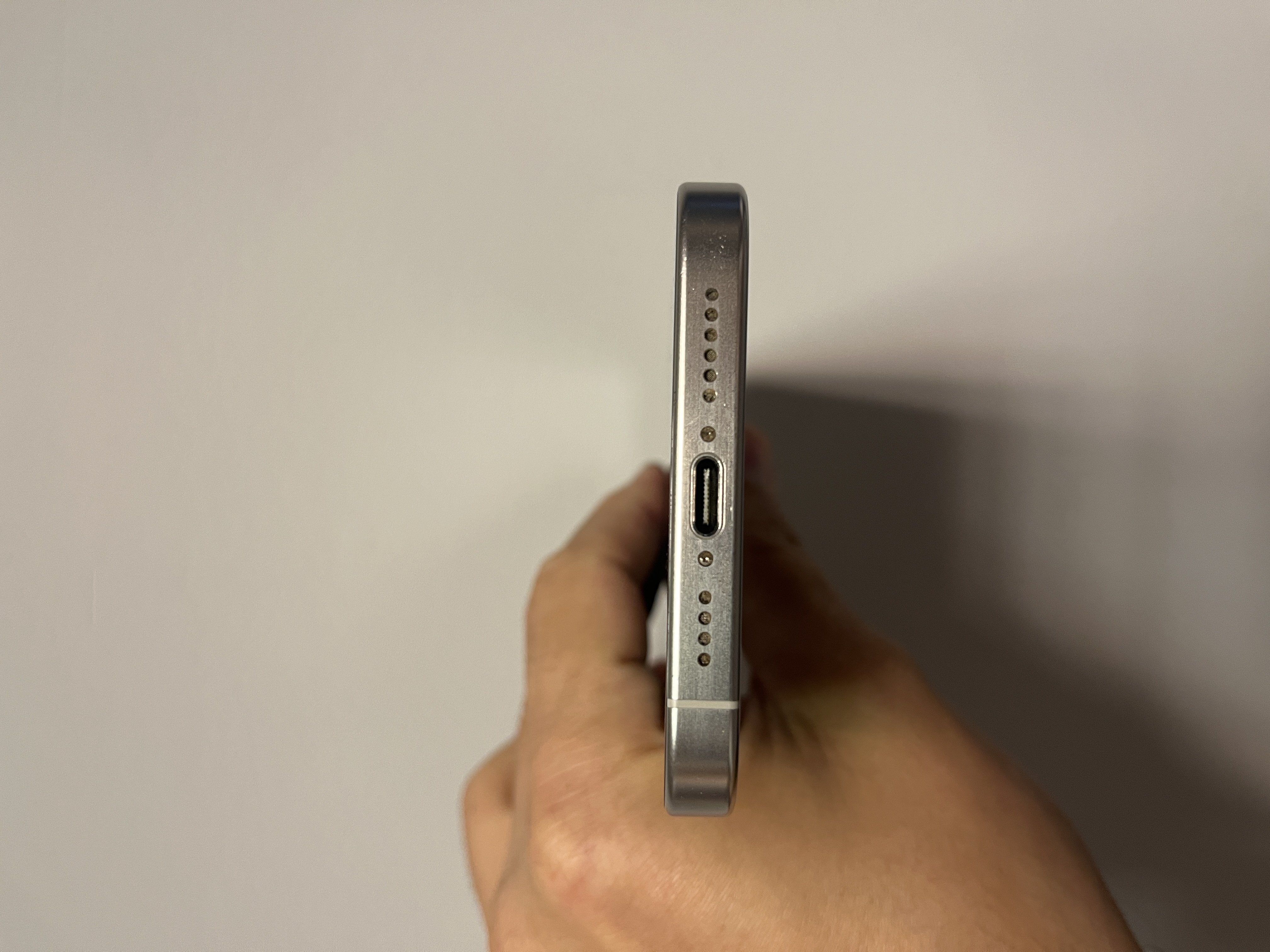 The Apple iPhone 15 Pro Max White Titanium 512GB 86 Percent Battery Health Unlocked - Product View 8 available from Rouge Technologies