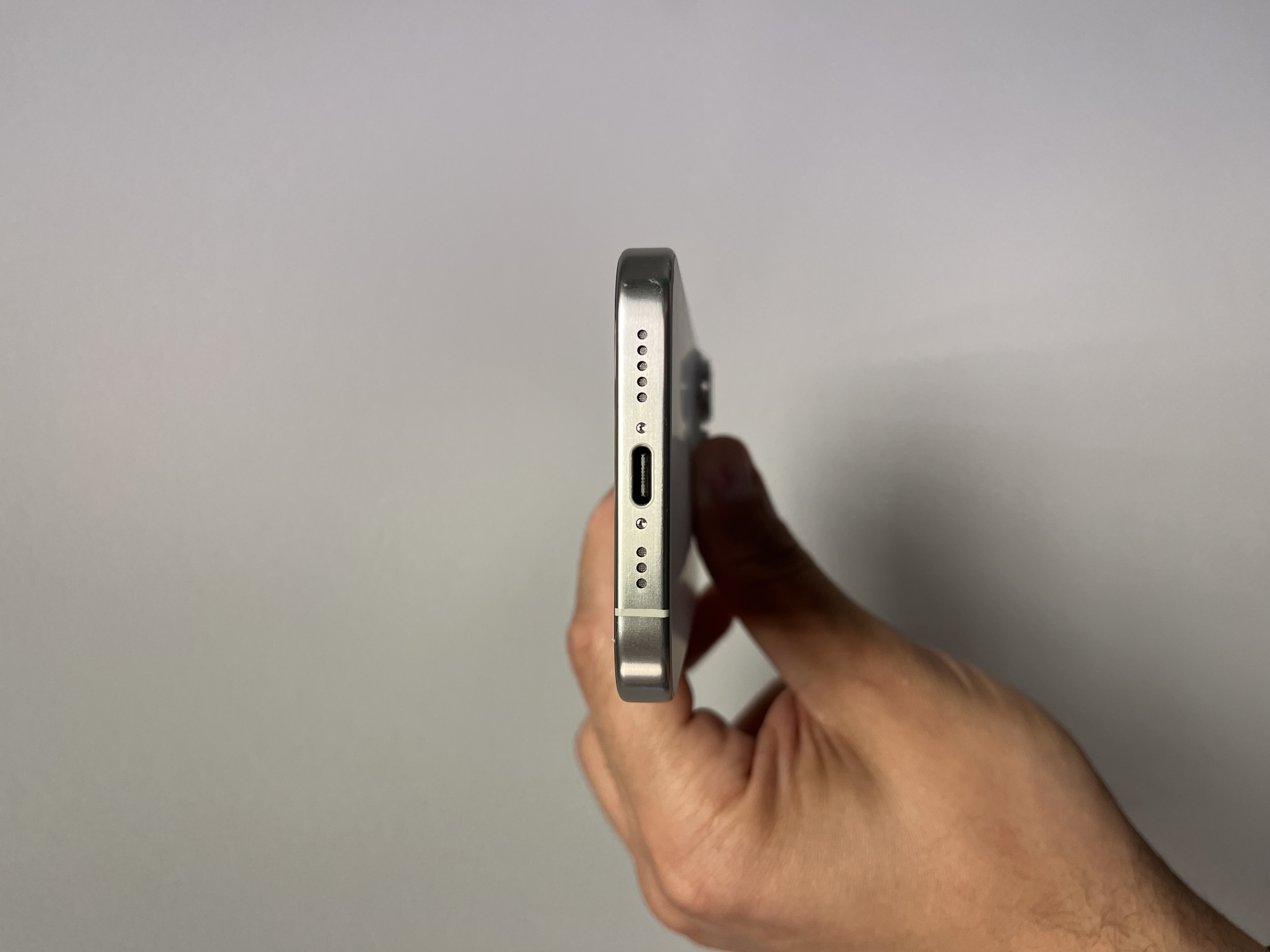 The Apple iPhone 15 Pro White Titanium 256GB 5G 88pc Battery Health Fully Working - Product View 8 available from Rouge Technologies